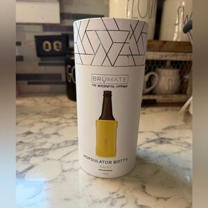 BRÜMATE Hopsulator Bott'l Insulated Cooler — Daisy Yellow